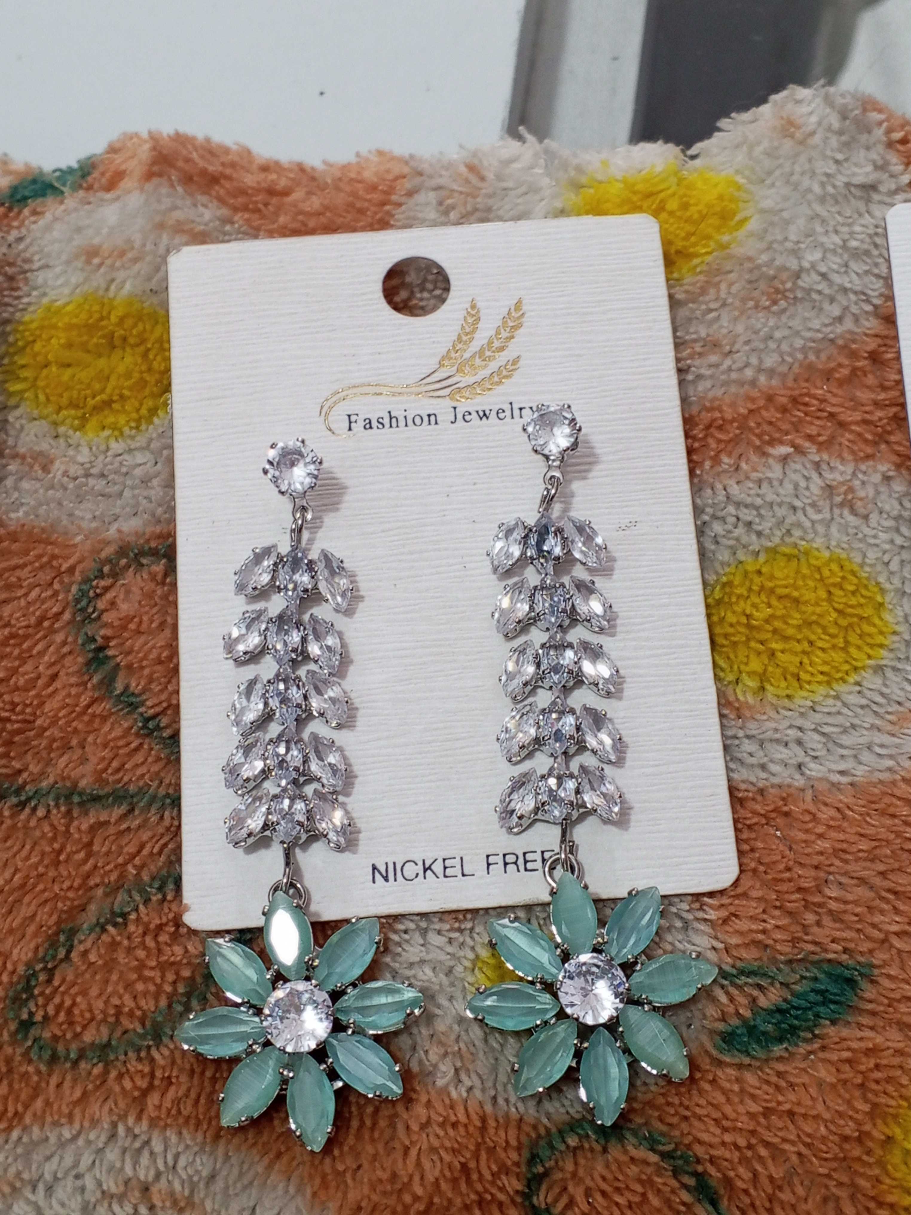 Elegant Crystal Drop Earrings – Nickel Free